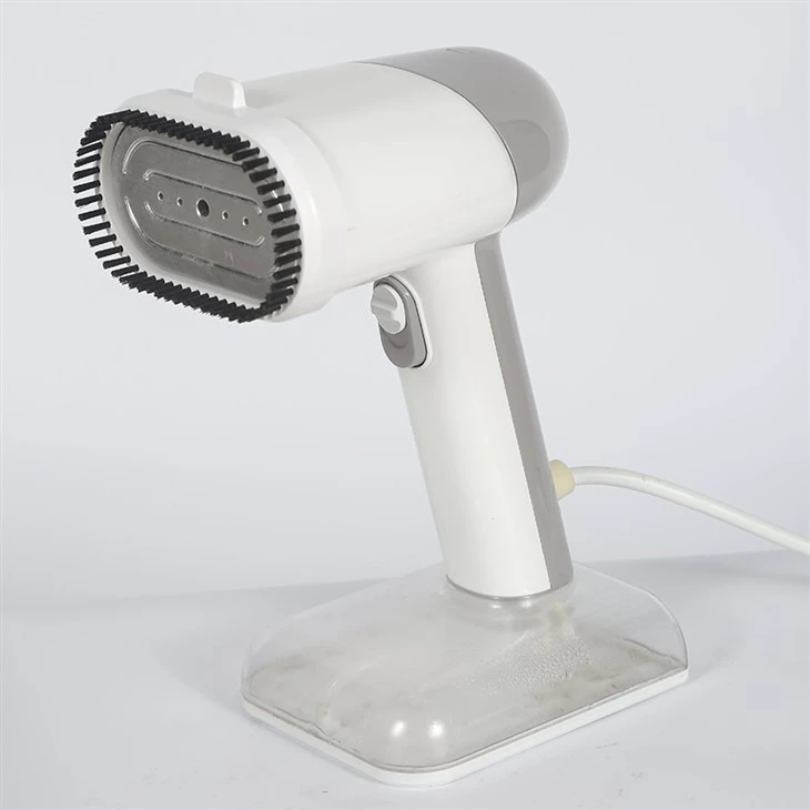 Garmet Wrinkle Steamer