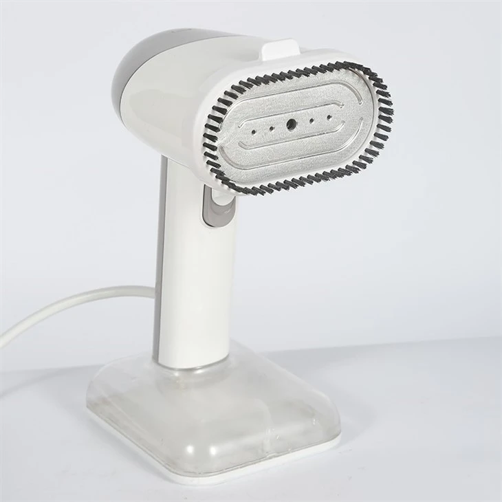 Garmet Wrinkle Steamer